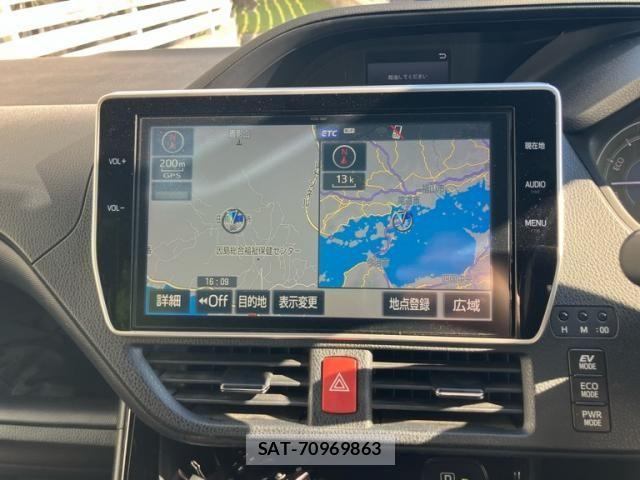 Toyota VOXY HYBRID 2017-11 7252828-20