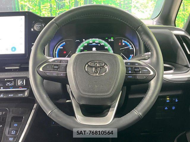 Toyota VOXY HYBRID 2024-09 7252811-11