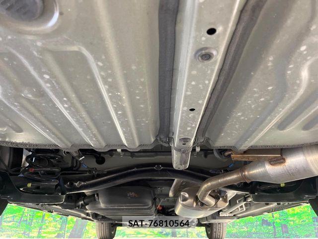 Toyota VOXY HYBRID 2024-09 7252811-18