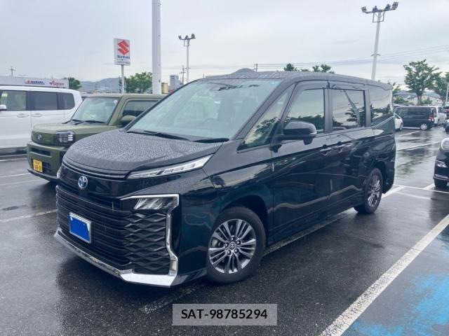 Toyota VOXY HYBRID 2024-04 7252819-0
