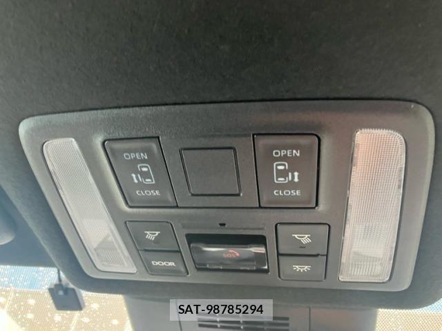 Toyota VOXY HYBRID 2024-04 7252819-21