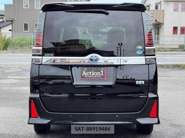 Toyota VOXY HYBRID 2019-02 7273259-4