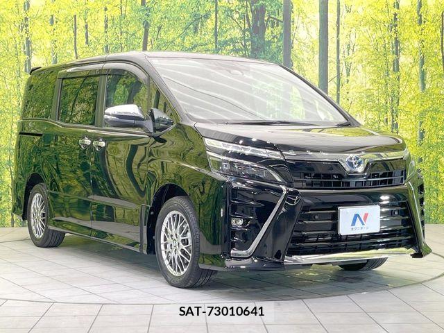 Toyota VOXY HYBRID 2021-07 7273253-15