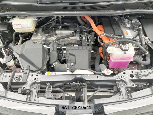 Toyota VOXY HYBRID 2021-07 7273253-17