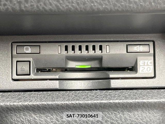Toyota VOXY HYBRID 2021-07 7273253-5