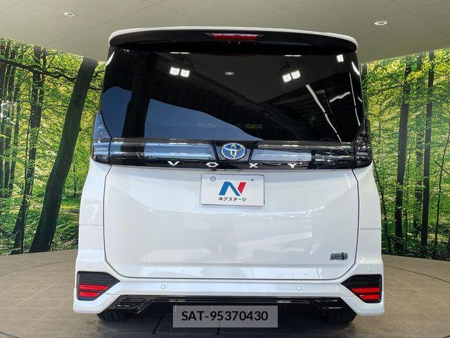 Toyota VOXY HYBRID 2023-11 7273251-15
