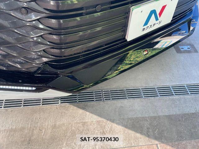 Toyota VOXY HYBRID 2023-11 7273251-2
