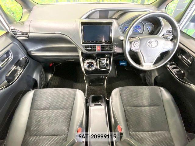 Toyota VOXY HYBRID 2021-02 7271626-1
