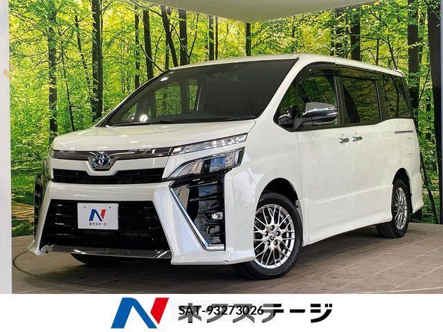 Toyota VOXY HYBRID 2021-06 7273254-0