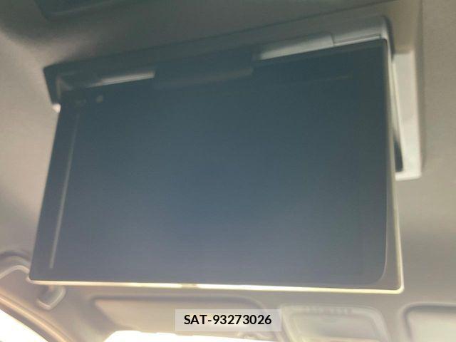 Toyota VOXY HYBRID 2021-06 7273254-3