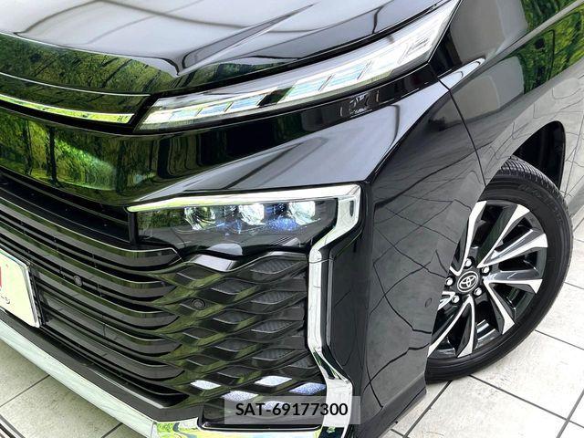 Toyota VOXY HYBRID 2025-03 7273252-11