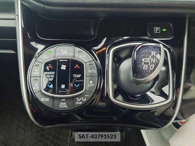 Toyota VOXY HYBRID 2020-03 7272794-16