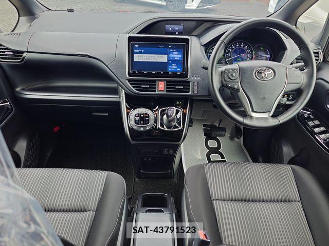 Toyota VOXY HYBRID 2020-03 7272794-8