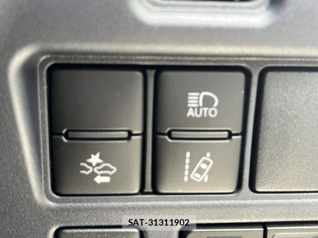 Toyota VOXY HYBRID 2016-02 7273257-17