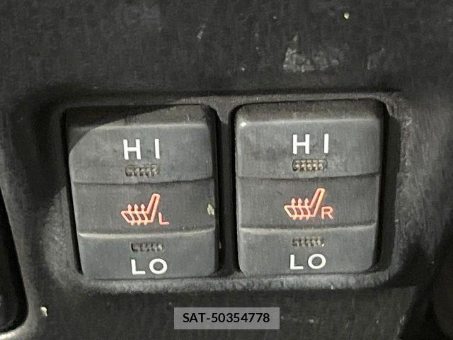 Toyota VOXY HYBRID 2018-01 7273255-6