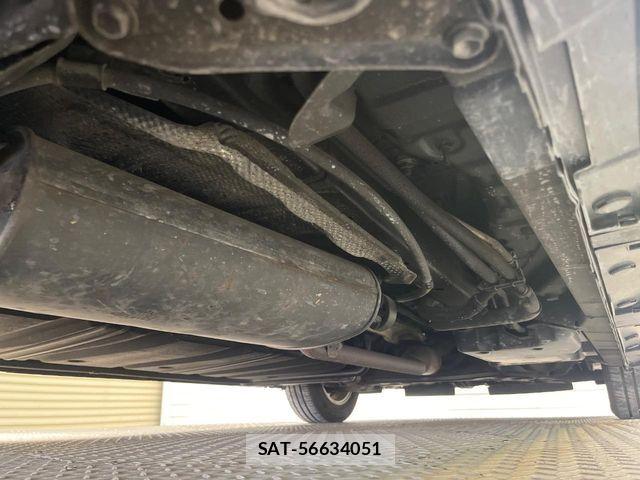 Toyota VOXY HYBRID 2015-07 7331157-19