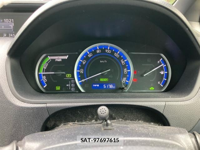 Toyota VOXY HYBRID 2014-04 7331159-19