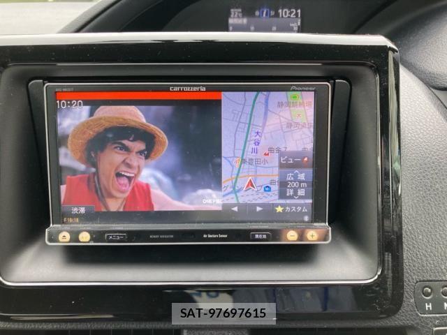 Toyota VOXY HYBRID 2014-04 7331159-23