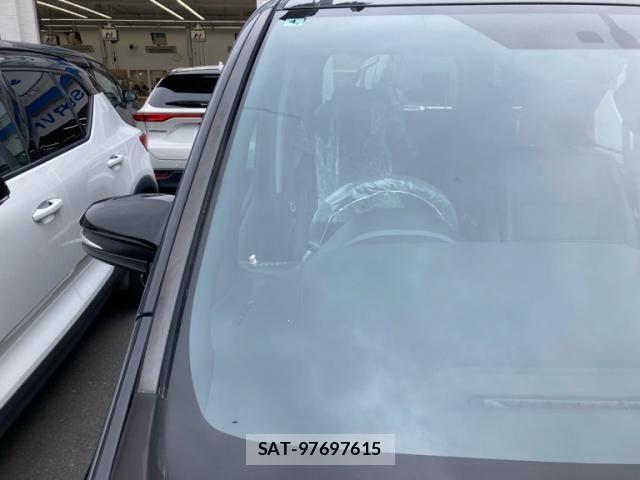 Toyota VOXY HYBRID 2014-04 7331159-8