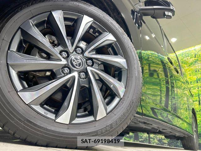 Toyota VOXY HYBRID 2024-03 7331133-13