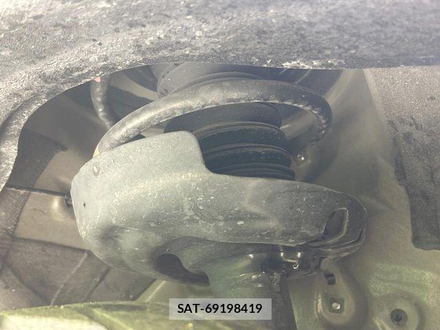 Toyota VOXY HYBRID 2024-03 7331133-19