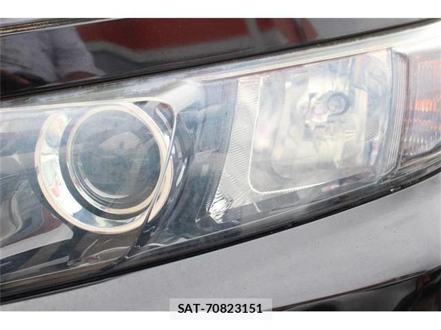 Toyota VOXY HYBRID 2015-03 7331156-19