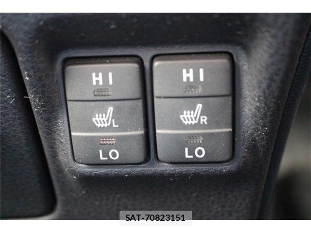 Toyota VOXY HYBRID 2015-03 7331156-5