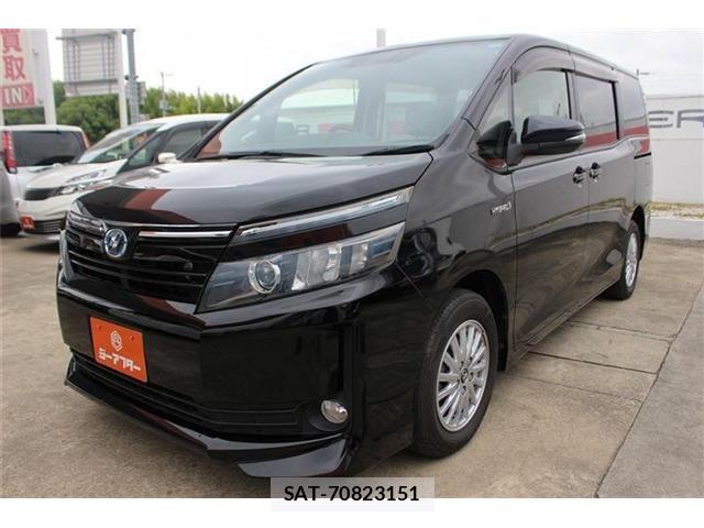 Toyota VOXY HYBRID 2015-03 7331156-8
