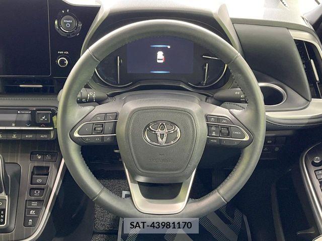 Toyota VOXY HYBRID 2023-10 7331127-11