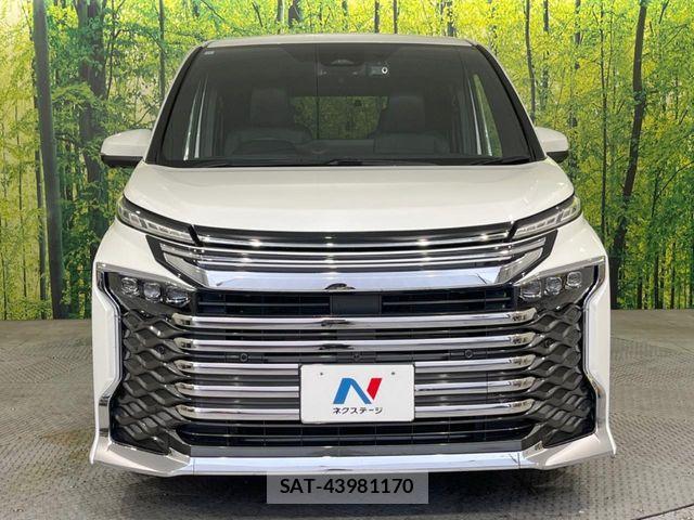 Toyota VOXY HYBRID 2023-10 7331127-14