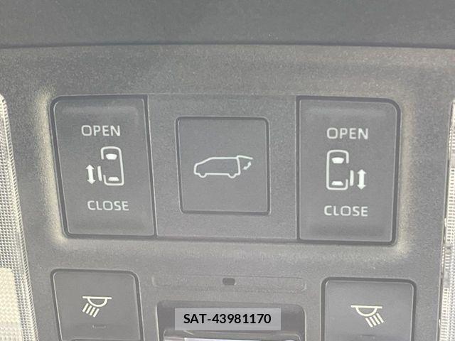 Toyota VOXY HYBRID 2023-10 7331127-5