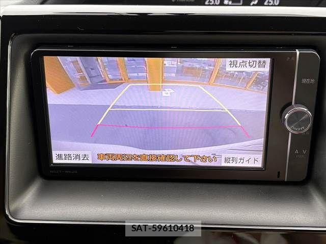 Toyota VOXY HYBRID 2014-07 7331162-3