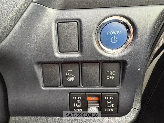Toyota VOXY HYBRID 2014-07 7331162-5