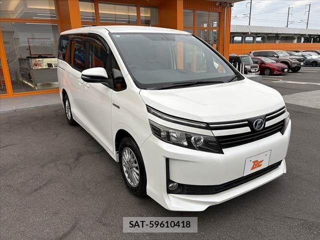 Toyota VOXY HYBRID 2014-07 7331162-7