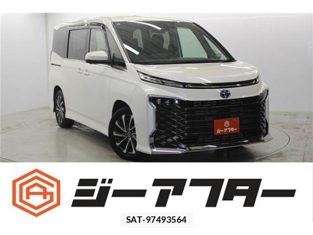 Toyota VOXY HYBRID 2022-03 7331148-0