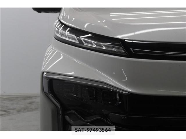 Toyota VOXY HYBRID 2022-03 7331148-11