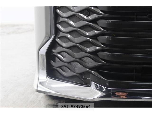 Toyota VOXY HYBRID 2022-03 7331148-12