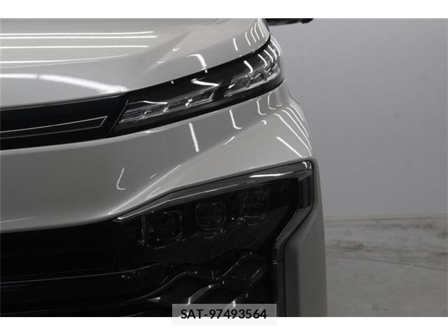 Toyota VOXY HYBRID 2022-03 7331148-14