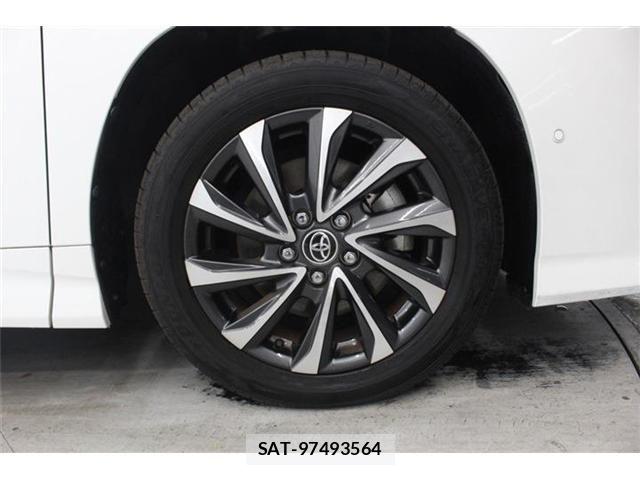 Toyota VOXY HYBRID 2022-03 7331148-22