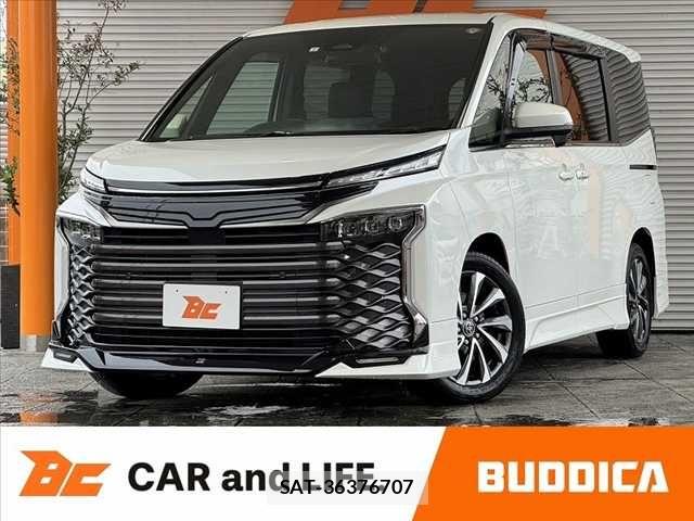 Toyota VOXY HYBRID 2023-06 7331132-0