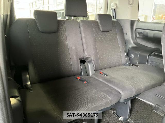 Toyota VOXY HYBRID 2014-03 7331154-20