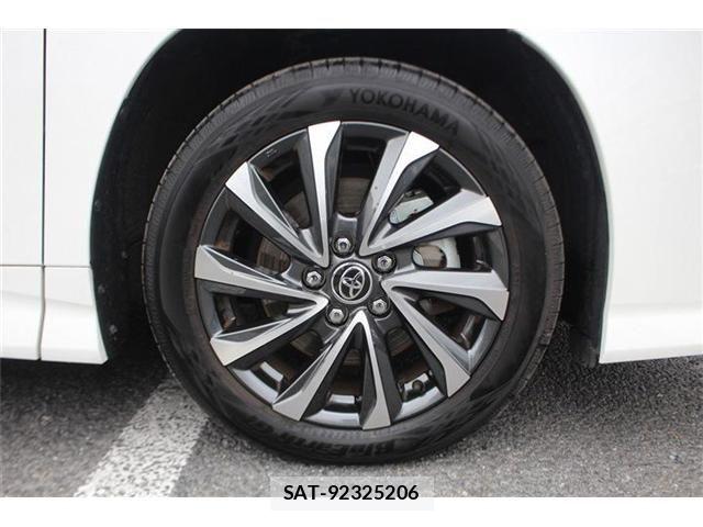 Toyota VOXY HYBRID 2025-05 7331144-11
