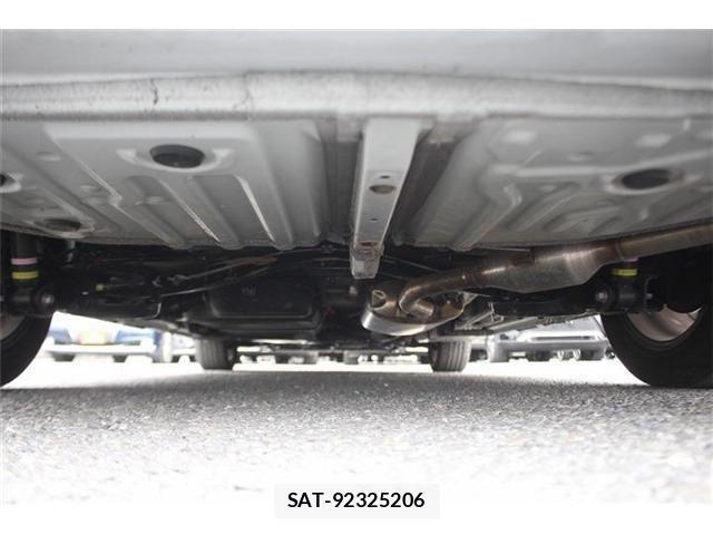 Toyota VOXY HYBRID 2025-05 7331144-12