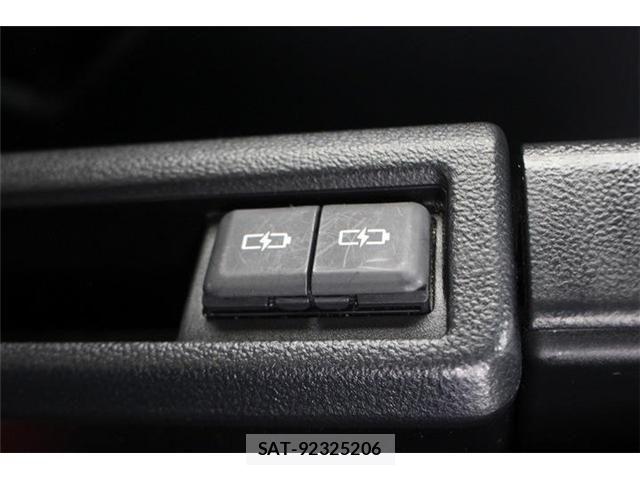 Toyota VOXY HYBRID 2025-05 7331144-25