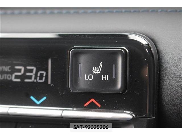 Toyota VOXY HYBRID 2025-05 7331144-4