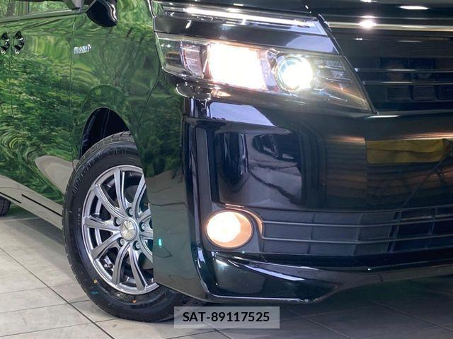 Toyota VOXY HYBRID 2014-06 7331155-10
