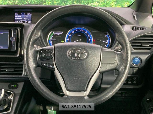 Toyota VOXY HYBRID 2014-06 7331155-12