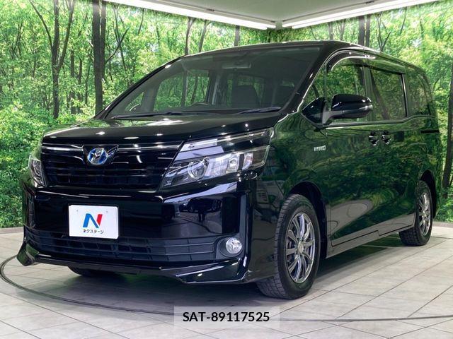 Toyota VOXY HYBRID 2014-06 7331155-15