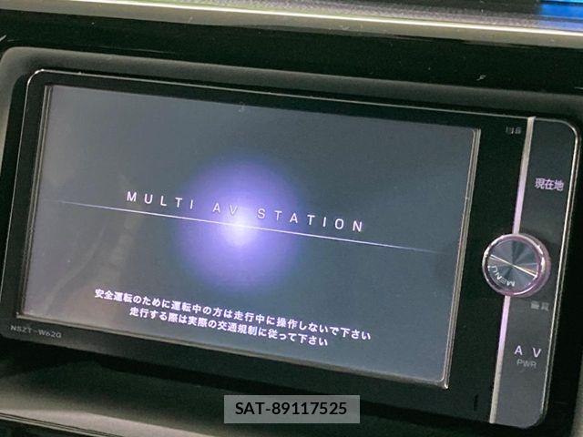 Toyota VOXY HYBRID 2014-06 7331155-2