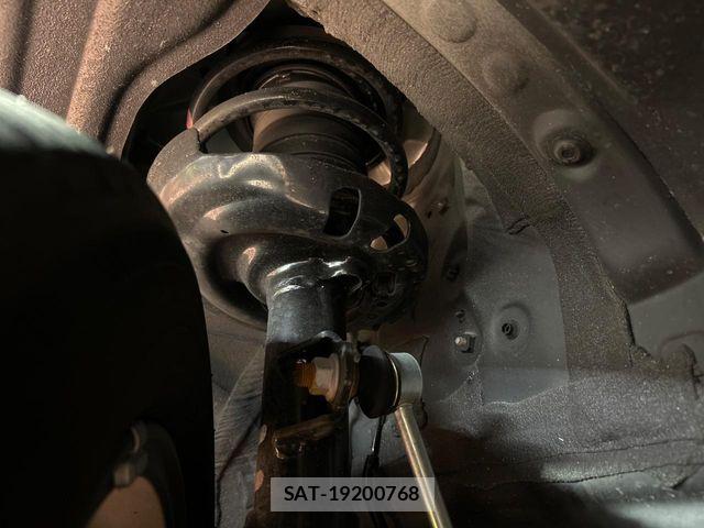 Toyota VOXY HYBRID 2025-06 7331124-19